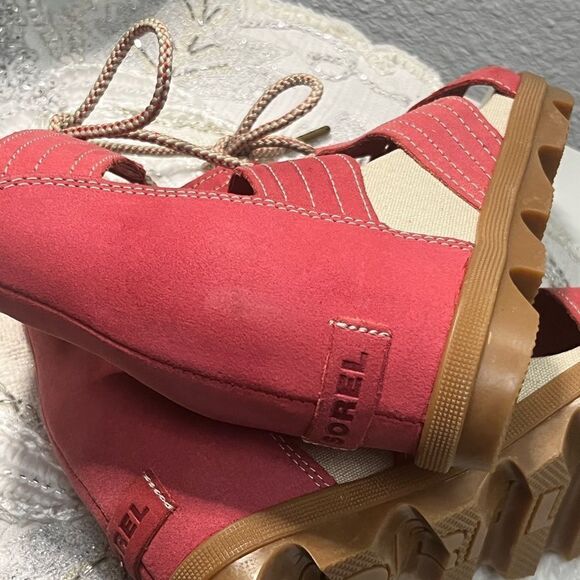 NWOT Sorel Joanie II Sandals - Picture 4 of 14